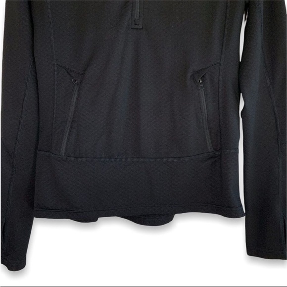 The North Face 1/2 Zip Black Long Sleeve Top - Picture 3 of 8